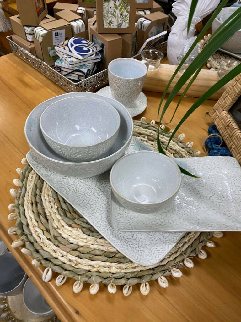 crockery 768x1024
