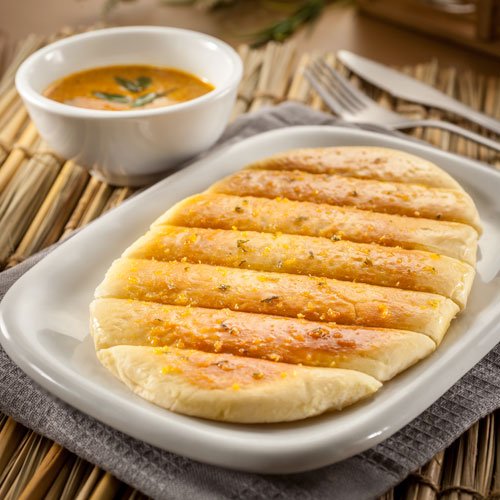 B13 Pappa Garlic Naan with Curry Sauce