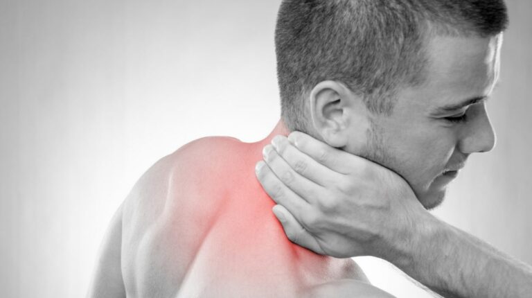 Chiropractors Help Neckpain 768x430