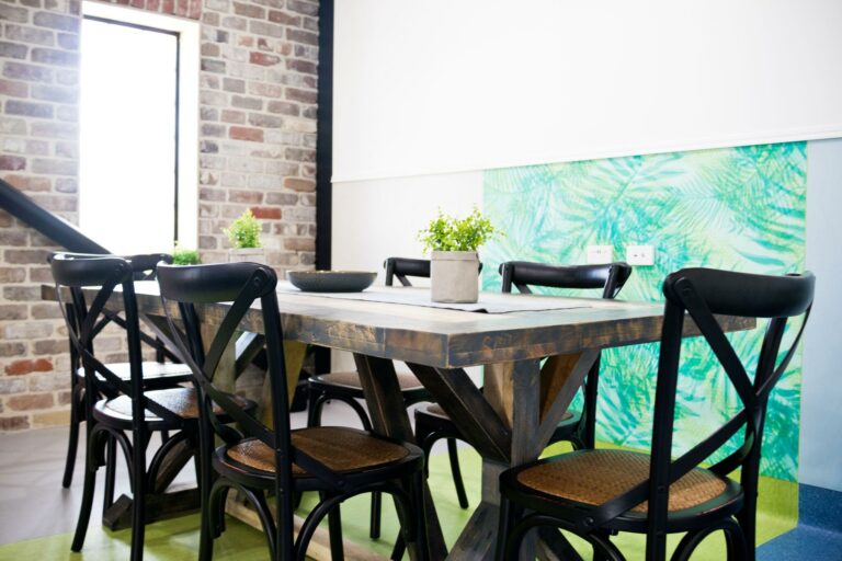 Gladstone flooring store gallery 768x512