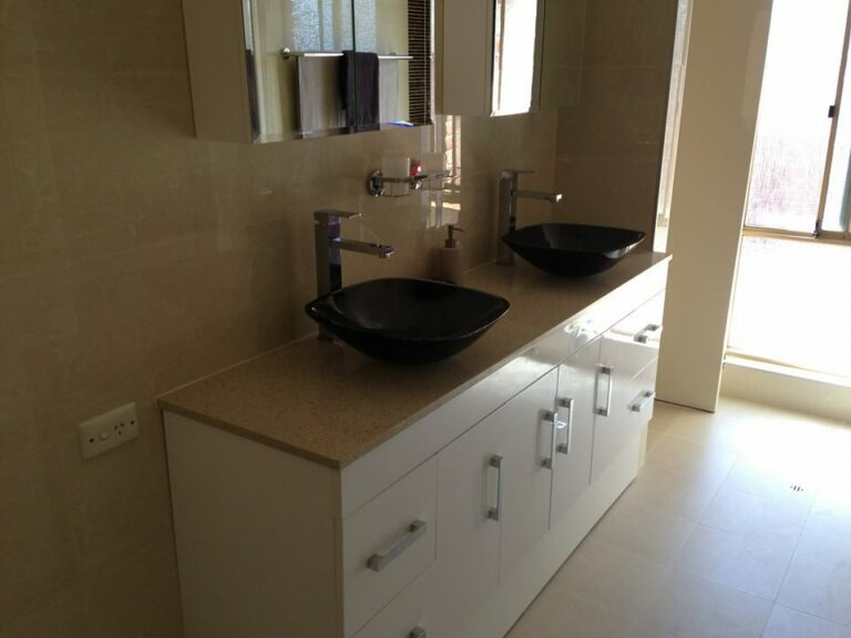 Perth Kitchen Renovator 768x576