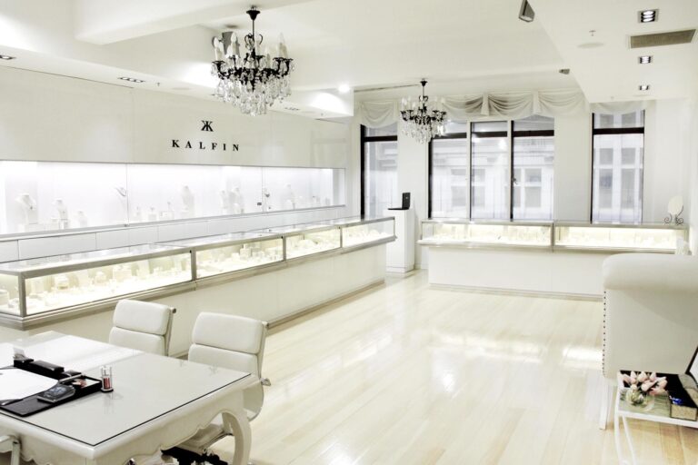 SHOP 768x512
