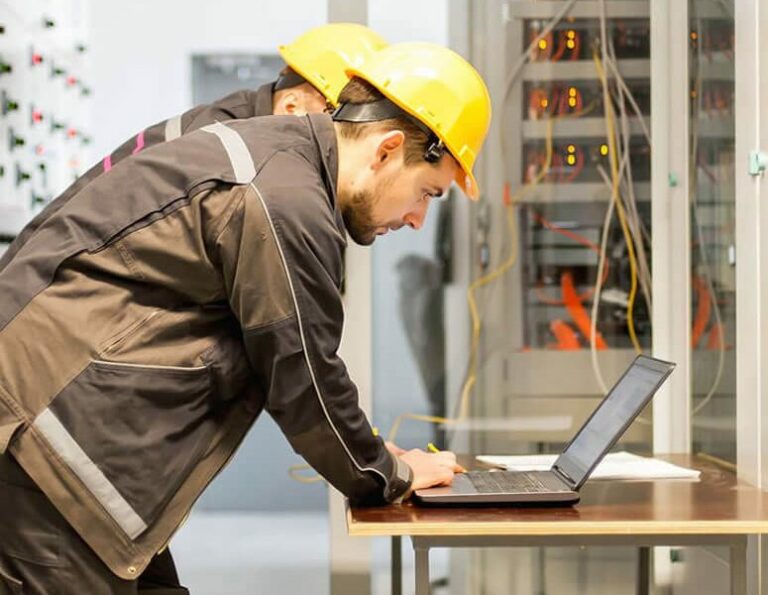 electrical technician Adelaide 768x595