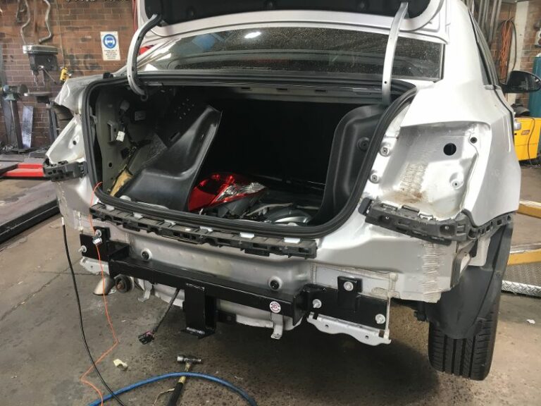 Boronia towbar fitting pic1 768x576