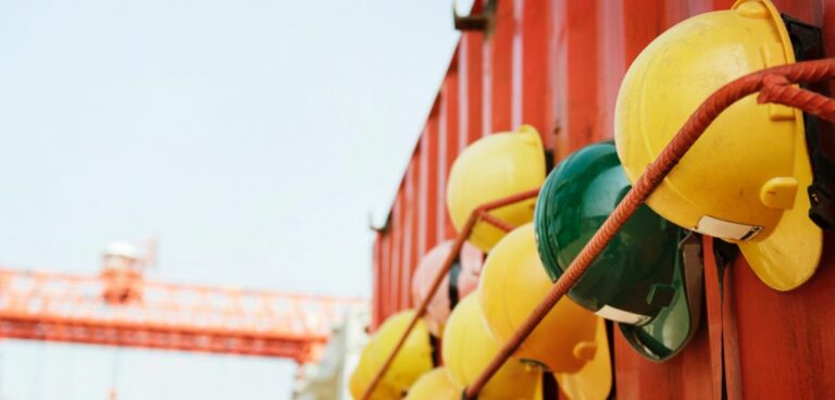 hard hats 1024x490 1 768x368