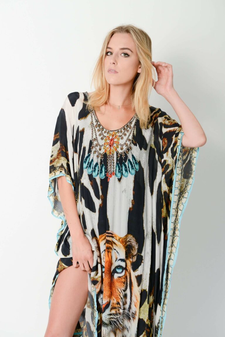 main kaftan opt 768x1151