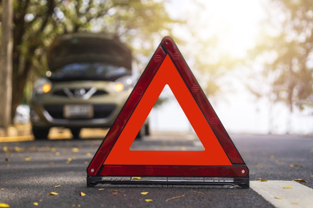 red triangle red emergency stop sign red emergency symbol car stop park road 265993 130