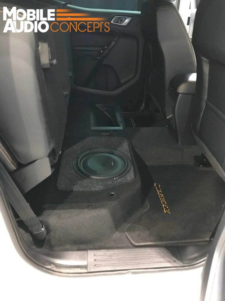 subwoofer ford 768x1024