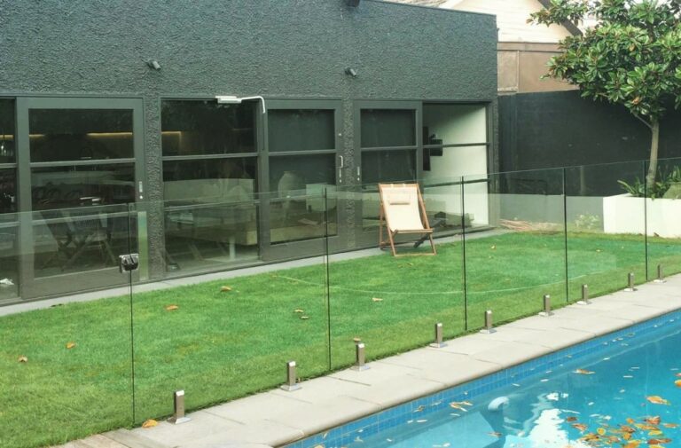 Glass Pool Fencing Melbourne 768x505