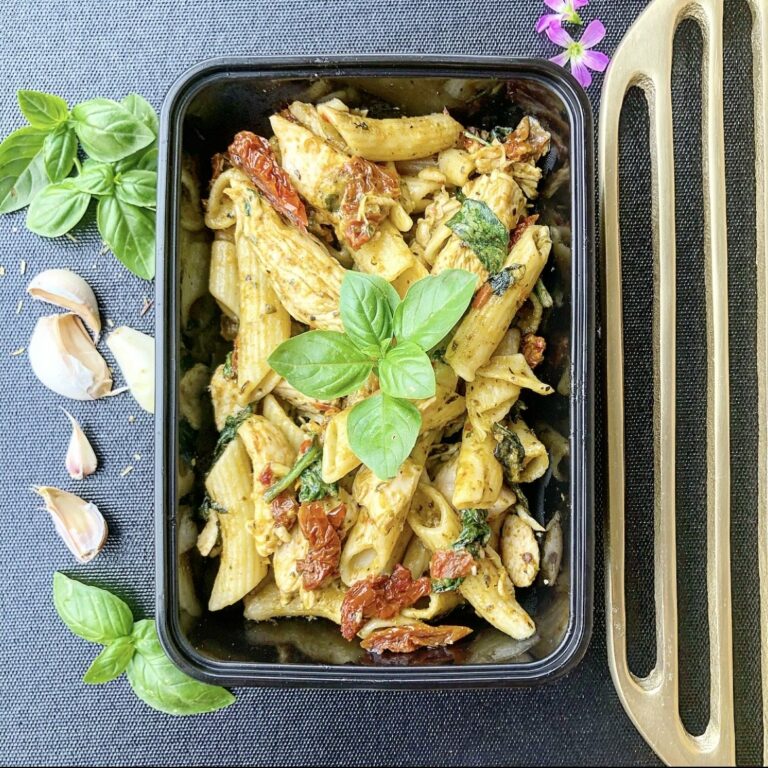 Pasta 768x768