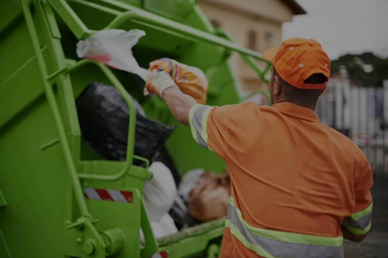 Waste Management Service 768x512
