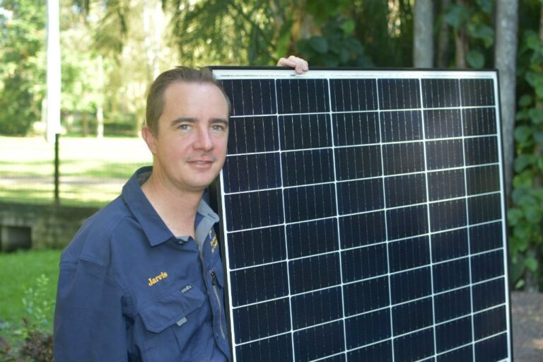 solar maintenance services 768x512