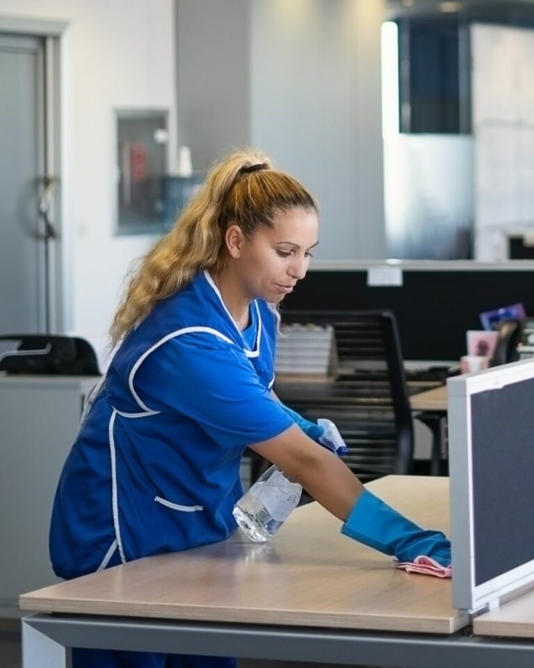 Commercial Cleaning Services Melbourne ivypropertyservice 2 768x960