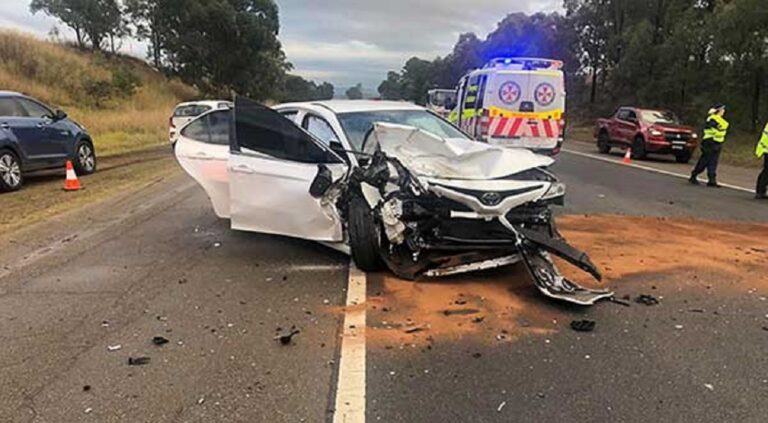Car accident towing 768x423