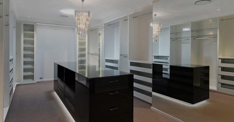 Commercial Banner Image 768x401