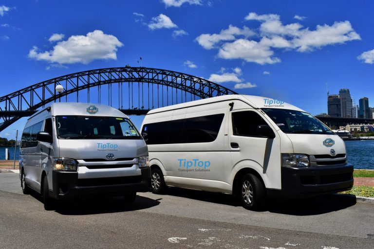 book a maxi cab 768x512