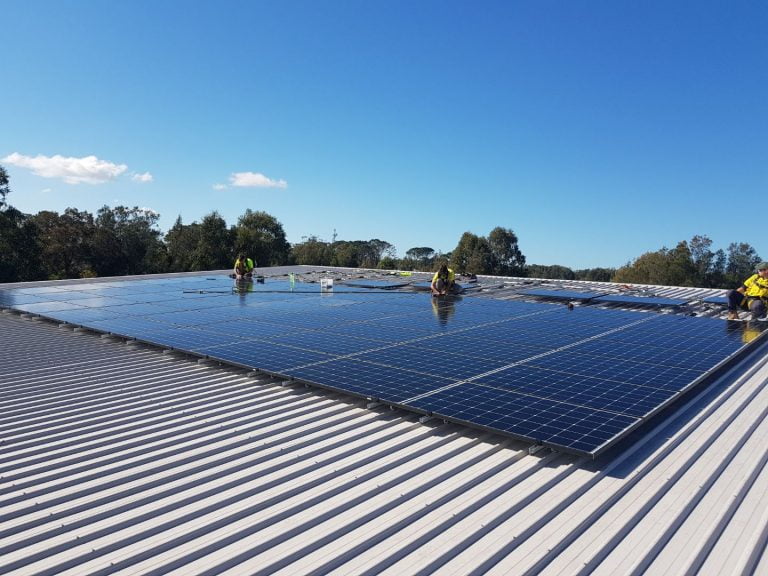 hunter solar solutions team 768x576