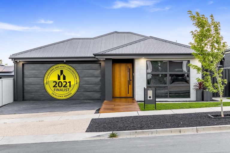 13 66 Taylor Front facade 768x512