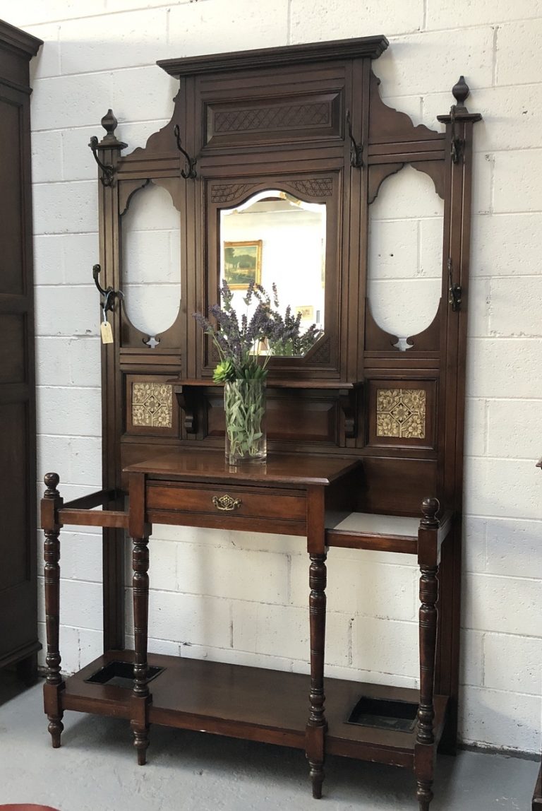 Antiques Furniture Sydney 768x1148