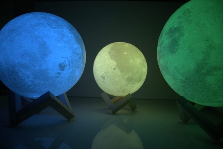 Moon lamp 24 768x511