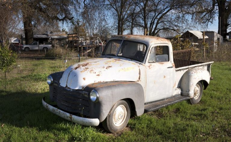 SCRAP CAR REMOVAL 1024x629 1 768x472