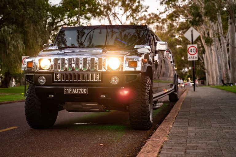 The Good Life Limousines 2 768x513