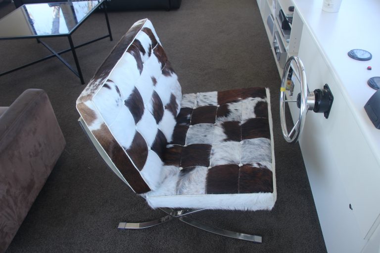 Upstairs helm steering 768x512