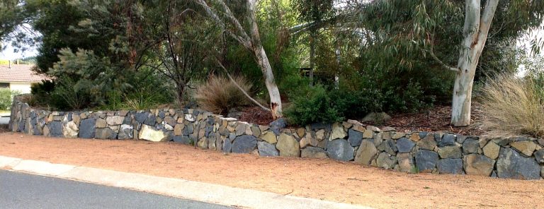 dry stack stone wall 1 768x296