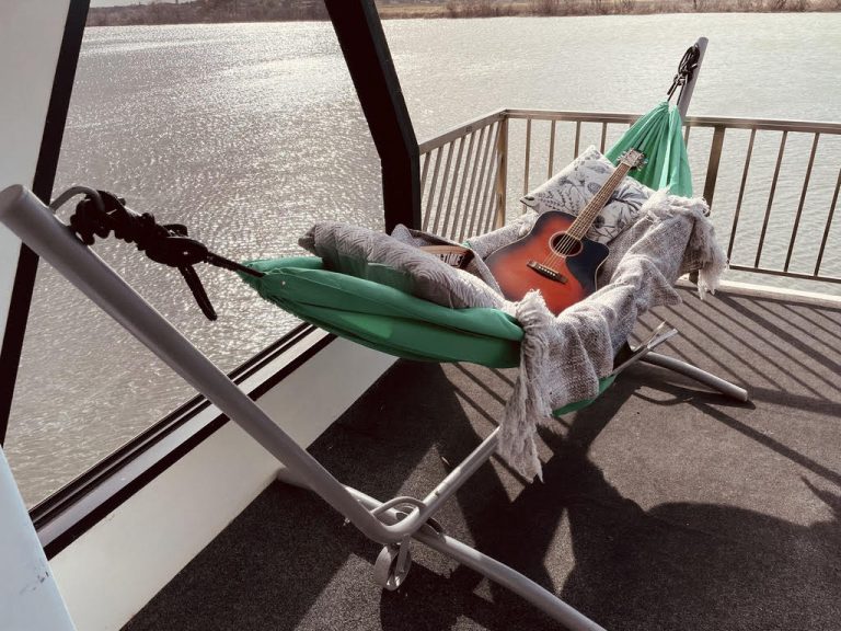 hammock 768x576