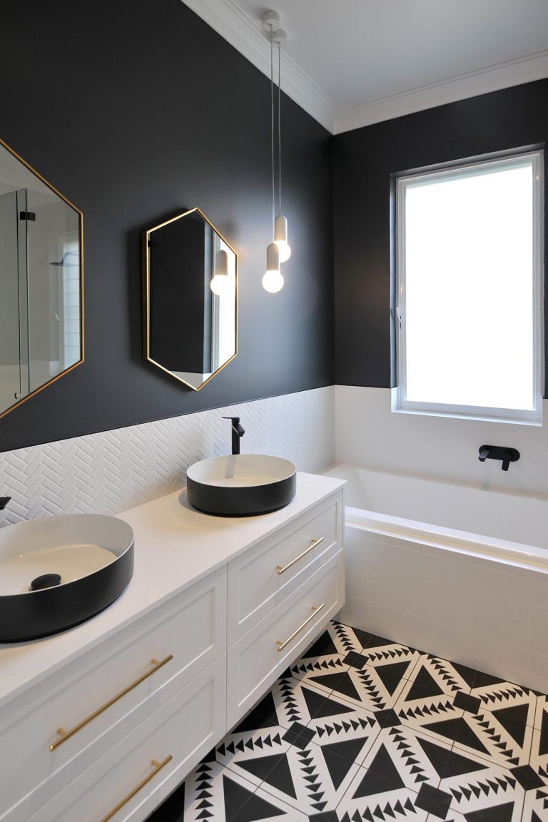 renovation 3 768x1152