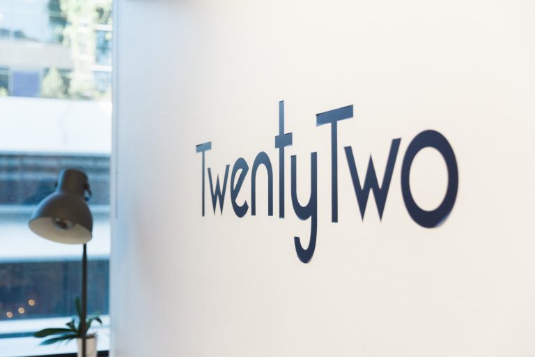 TwentyTwo 141 Large 768x512
