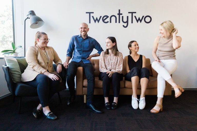 TwentyTwo 86 Large 768x512