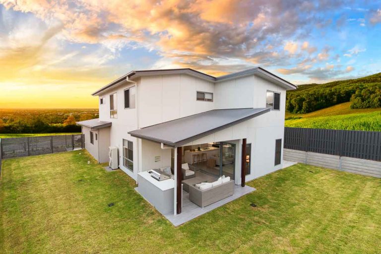 display home 768x512