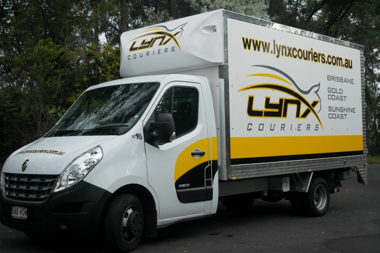 lynx couriers truck 768x512