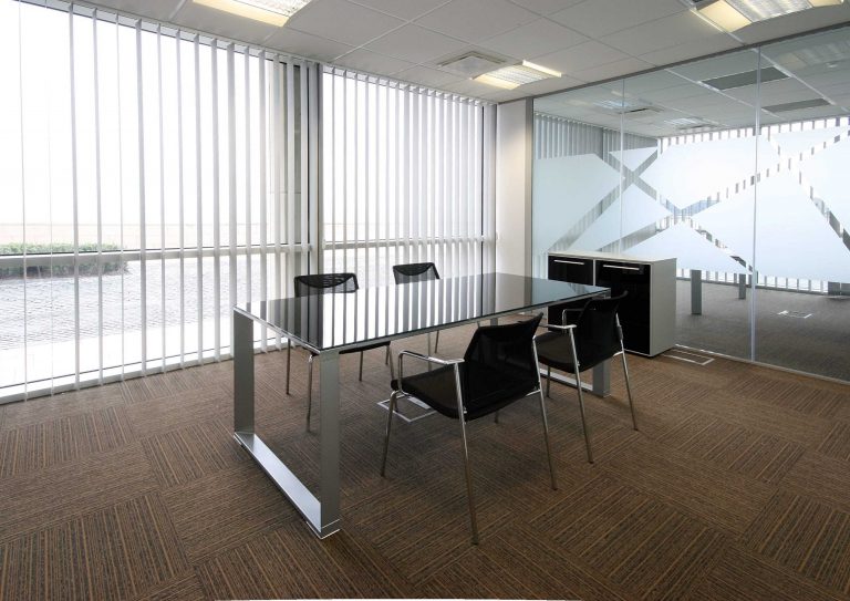 vertical blinds 768x543