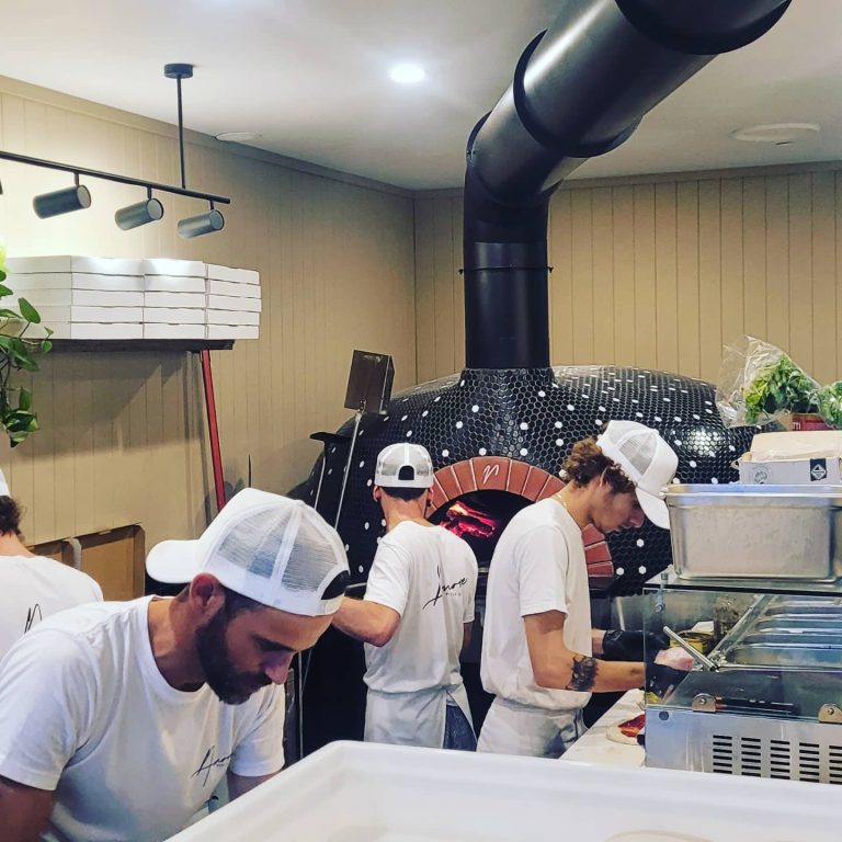 Amore Woodfired Pizza Coolum 768x768