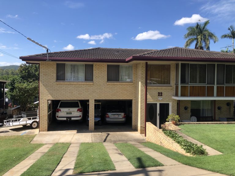 roof and gutter repairs 768x576