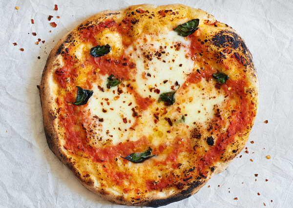 3 09JPPIZZA2 articleLarge v3