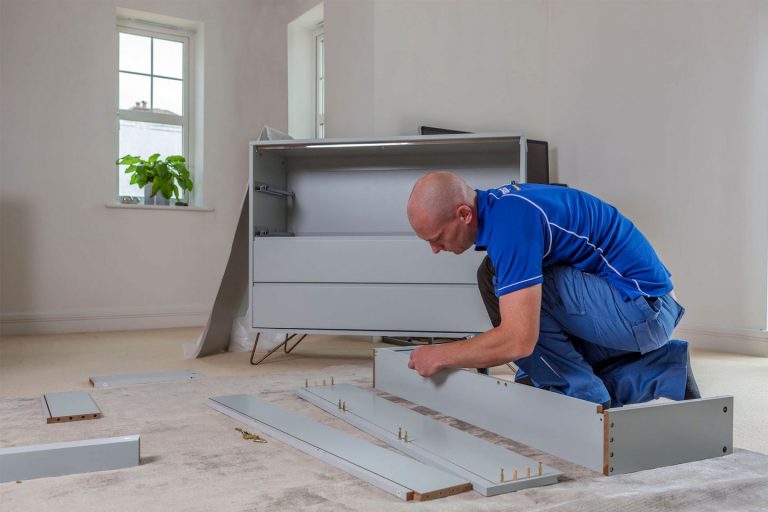 Handyman SP 0551 Flat Pack Furniture Assembly 1440x960 1 768x512