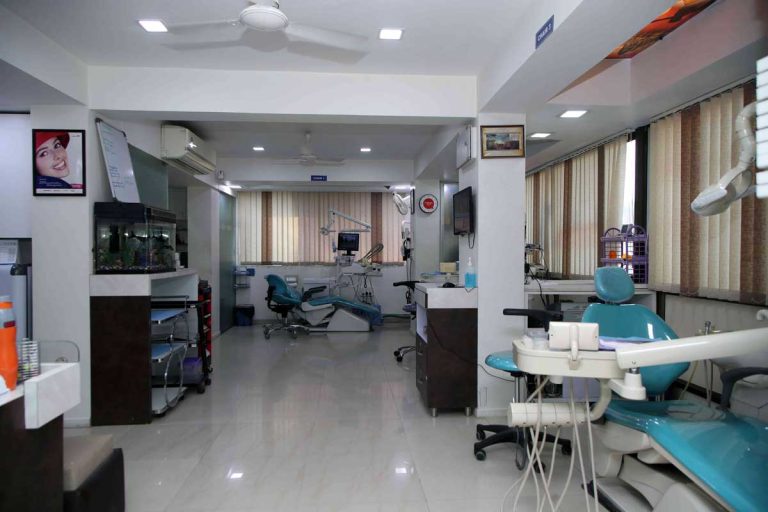 dental clinic 3 768x512