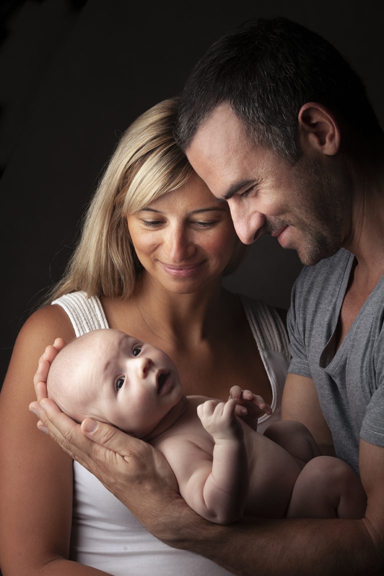 family studio portrait lihting 768x1152