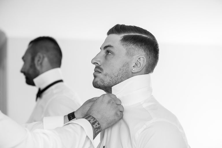 groom getting ready 768x512