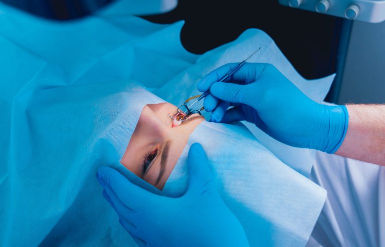 eye surgeon 129 768x493