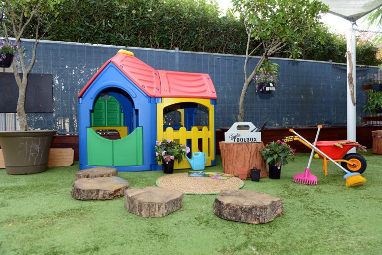16 Outdoor Play 67 768x513