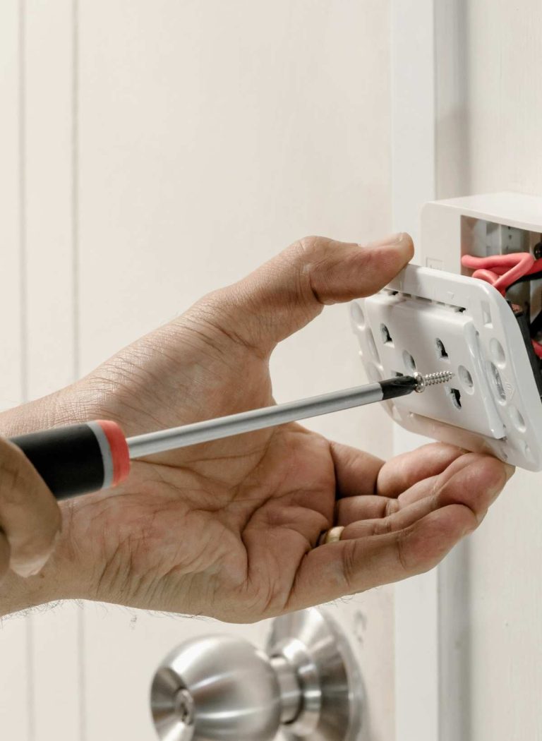 Cheap Electrician Melbourne near me 768x1050