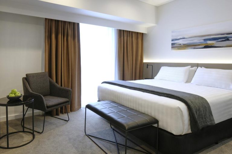 Guestroom Furniture 768x512