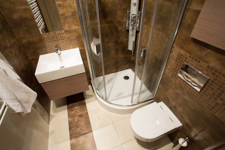 small bathroom renovation 768x511