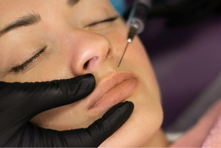 inked in beauty cosmetic tattoo artist cosmetic injectables15 min 768x513