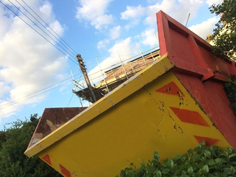 Skip waste v 768x576