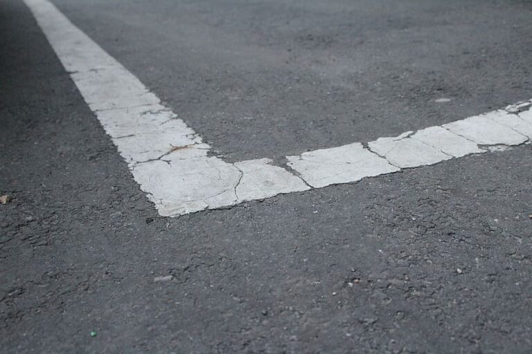 asphalt road land 768x512